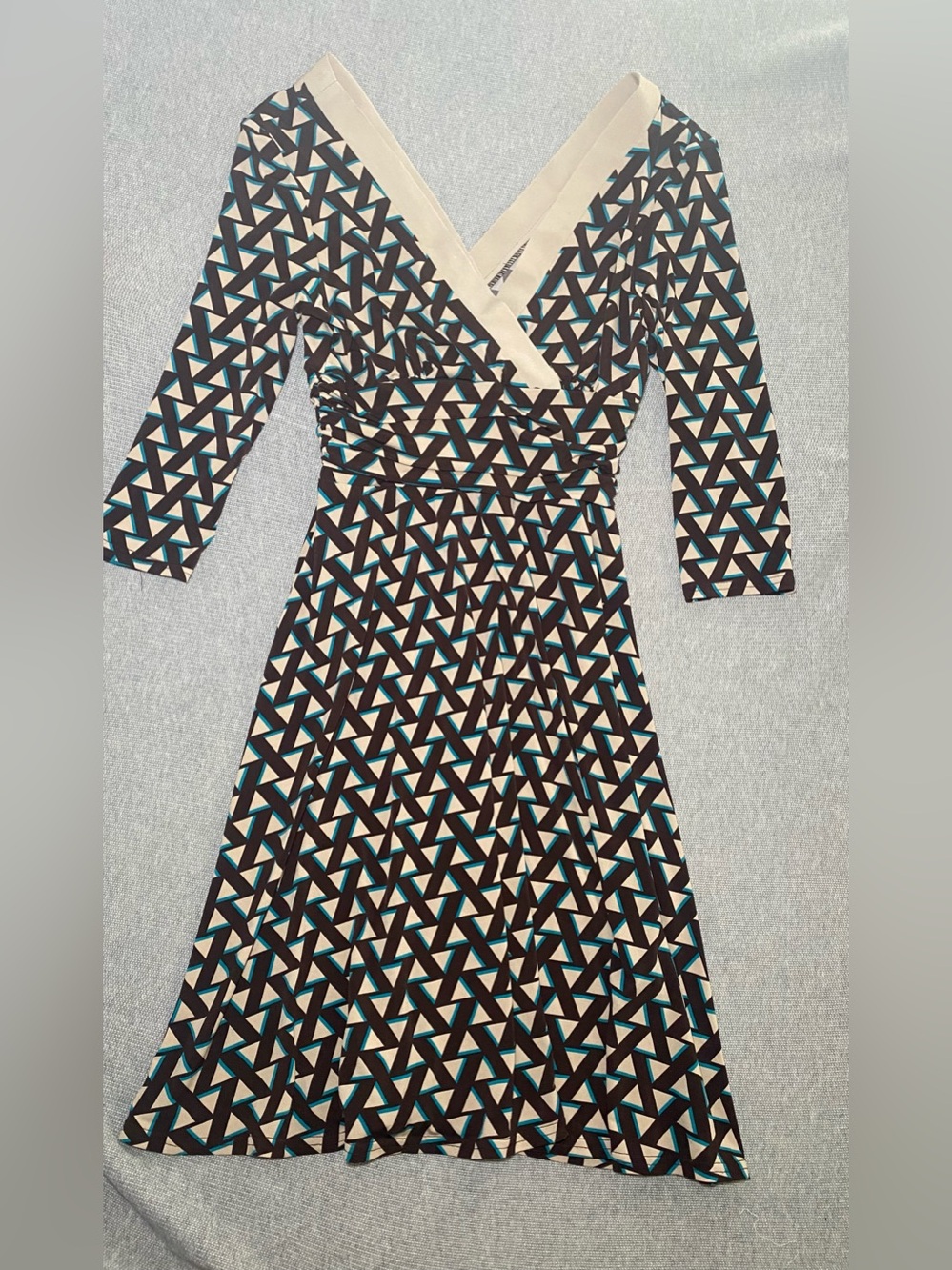 Sandra Darren Geometric Faux Wrap Dress - Ruched Waist - Blue & Brown - Size 10